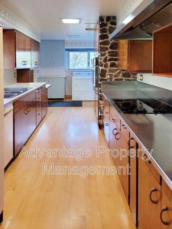 22876 Alsea Hwy - Photo 7 of 10