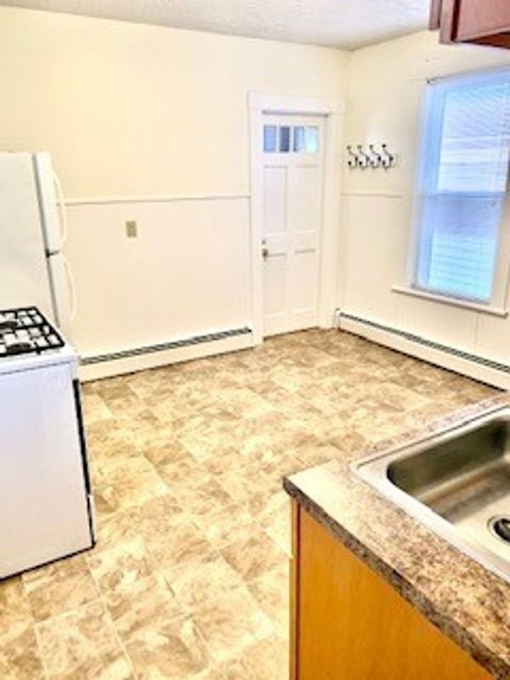 15-21 Park St. - Photo 7 of 17