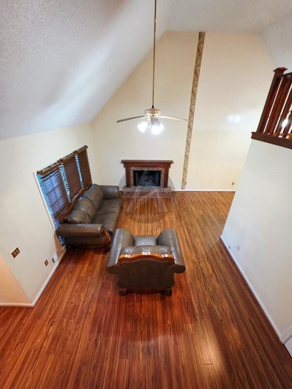 3718 Memorial Pkwy Nw - Photo 3 of 28