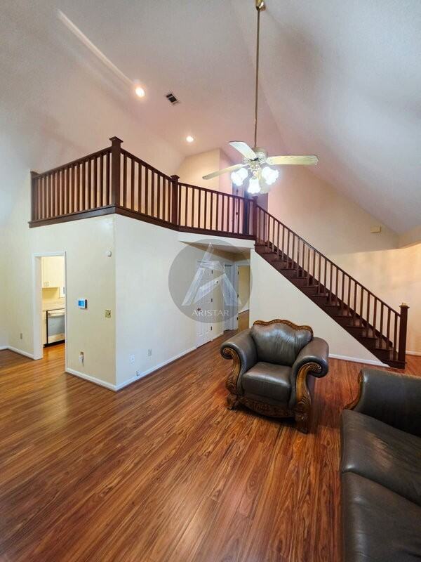 3718 Memorial Pkwy Nw - Photo 5 of 28