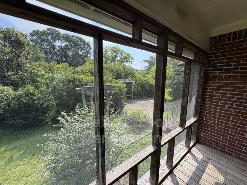 6600 Walnut Cove Dr - Photo 5 of 17