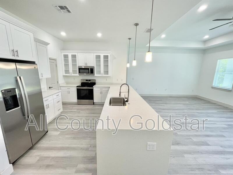 265 Mercer St - Photo 3 of 16