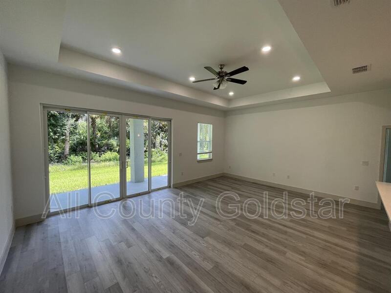 19152 Addison Ave - Photo 5 of 18