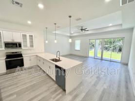 558 Rutland Cir - Photo 1 of 1