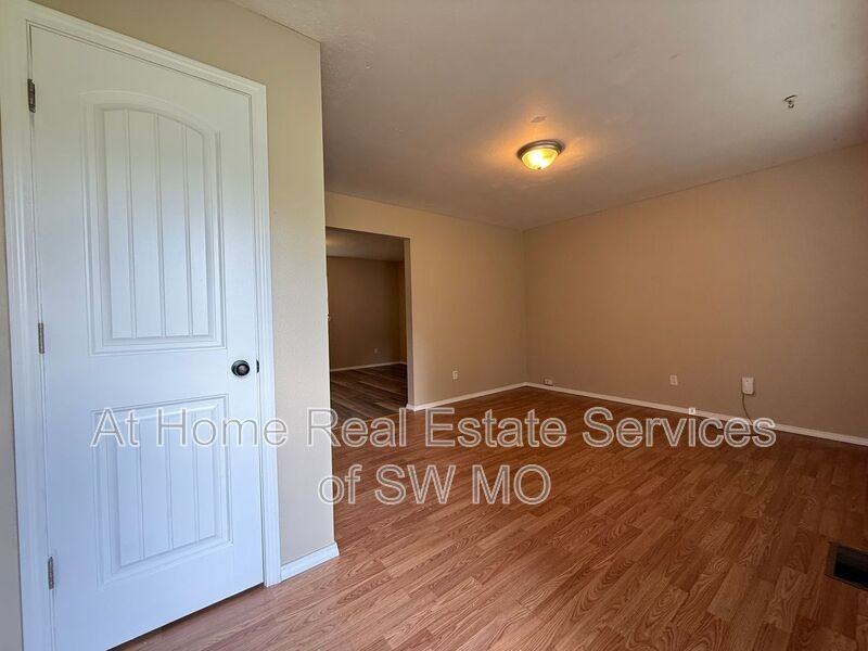 1426 W State St - Photo 3 of 13