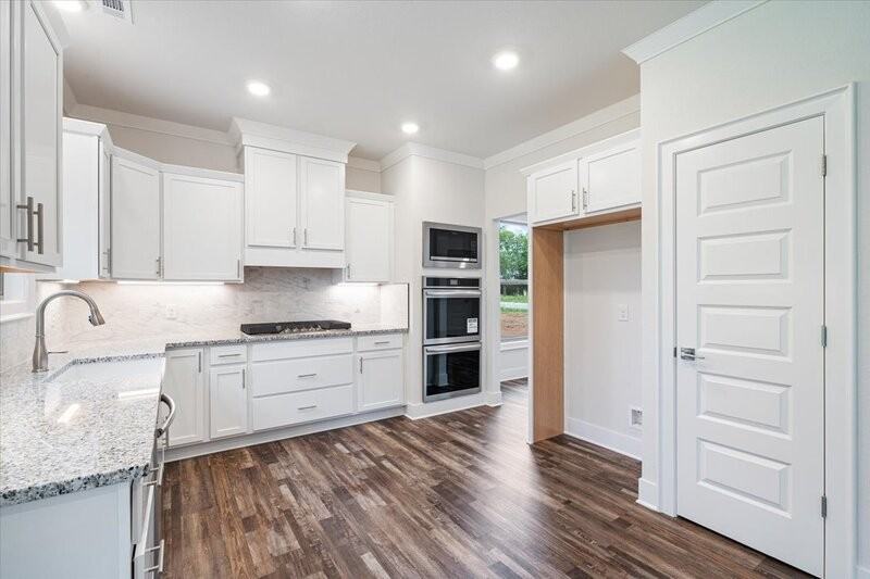 1705 S 23rd Pl - Photo 7 of 20