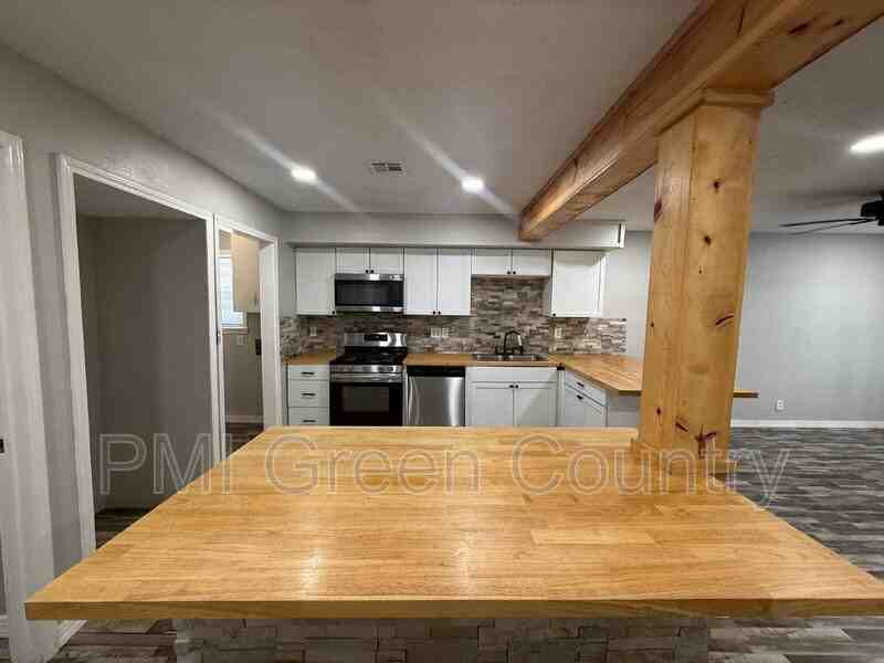 3425 S 114th East Ave - Photo 5 of 19