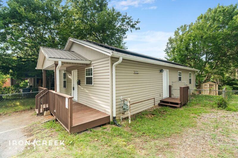 7 Dundee St - Photo 2 of 22