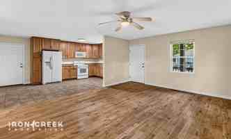 featured image of 7 Dundee St