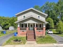 featured image of 10 Latta St #A