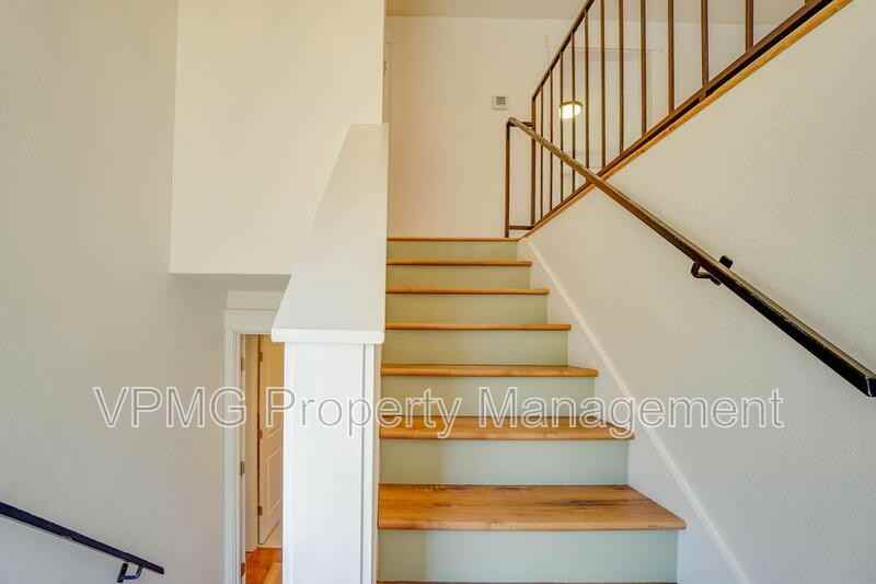 1708 Nw 104th St - Photo 4 of 42
