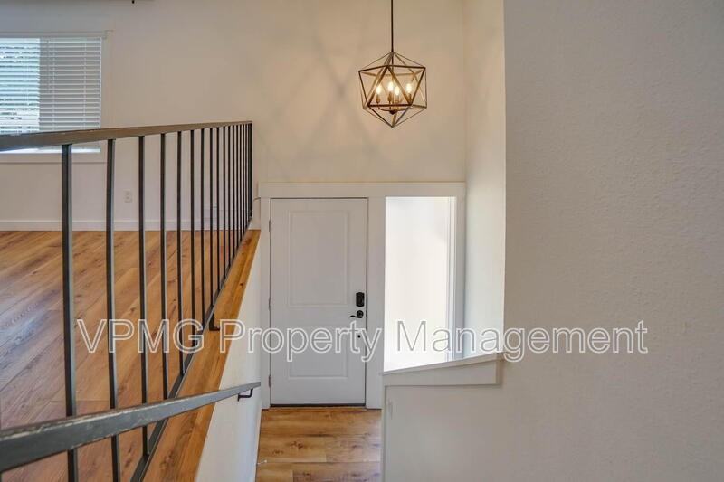 1708 Nw 104th St - Photo 5 of 42