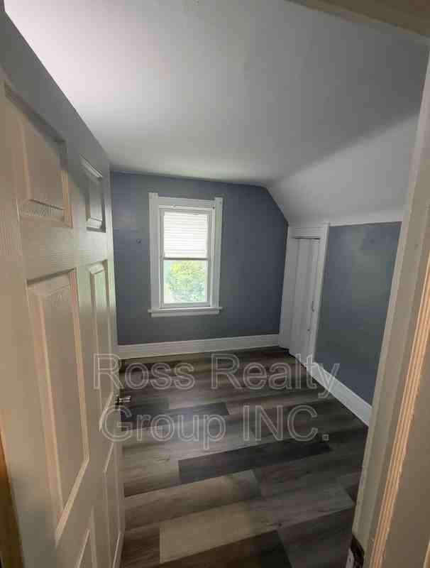824 Mason St - Photo 5 of 7