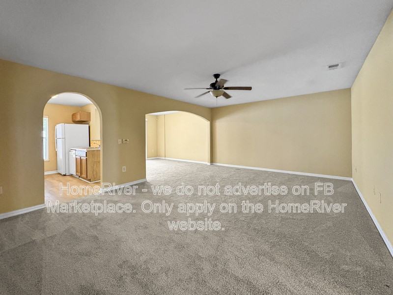 7409 Palm Hills Dr - Photo 2 of 19