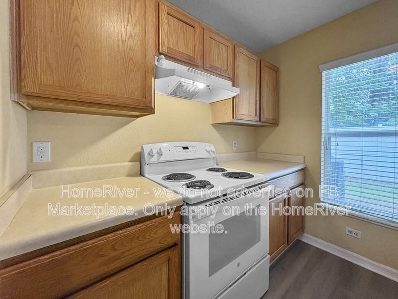 7409 Palm Hills Dr - Photo 7 of 19