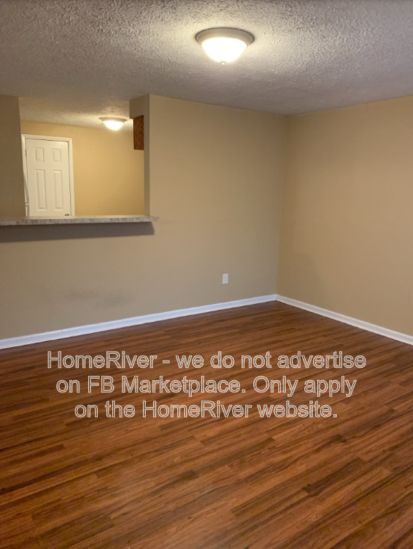 9525 Spottswood Rd - Photo 2 of 11