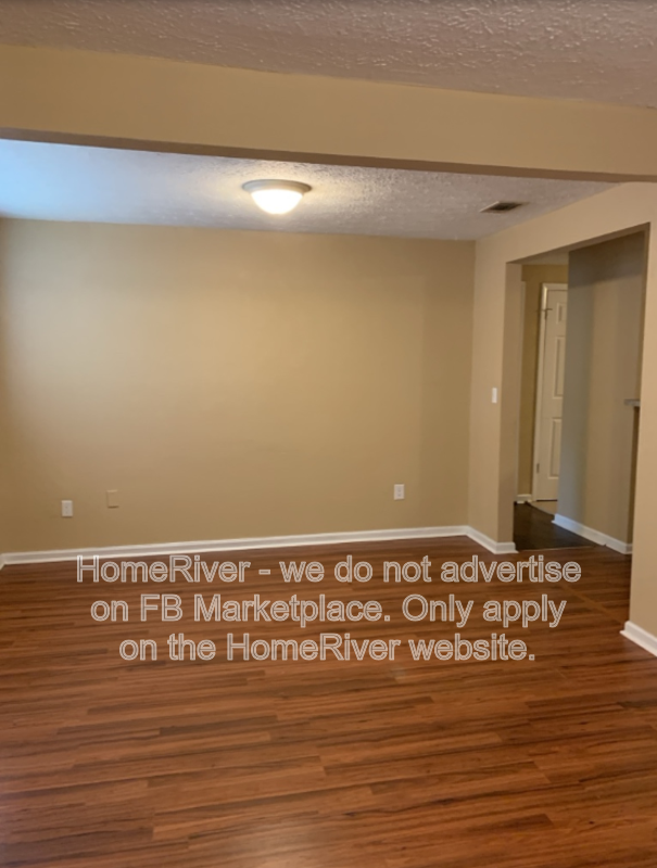 9525 Spottswood Rd - Photo 3 of 11