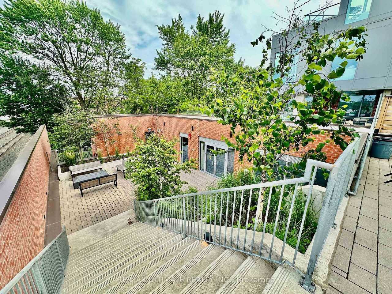 57 Brock Avenue - Photo 45