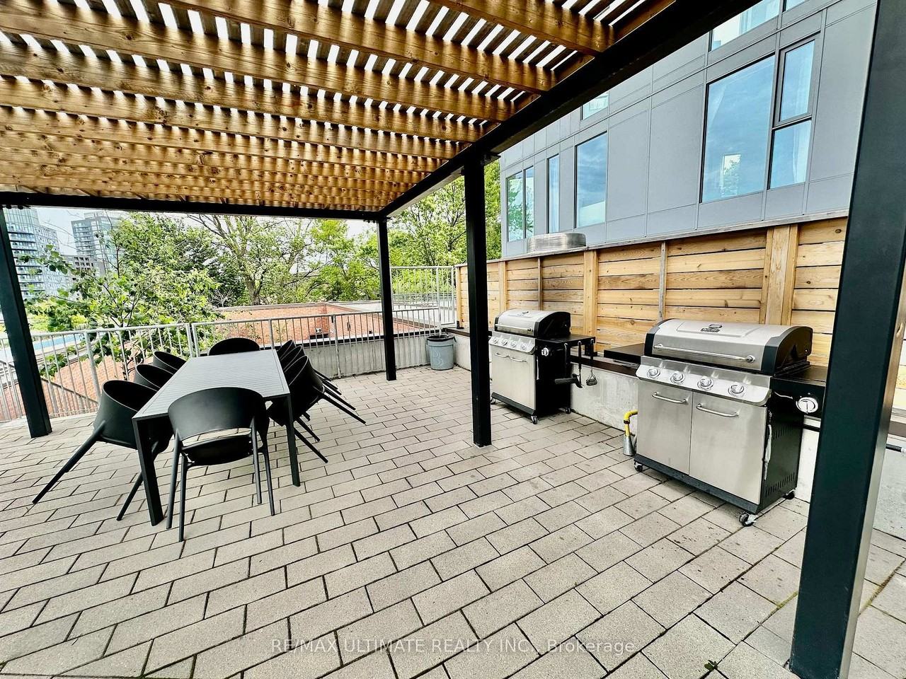 57 Brock Avenue - Photo 29