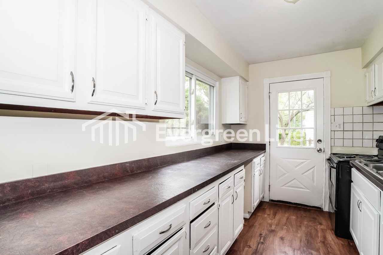 4420 Allen Dr - Photo 7 of 15