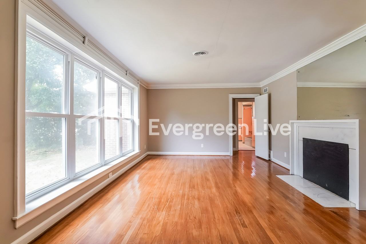 2732 Ashley Ave - Photo 2 of 15