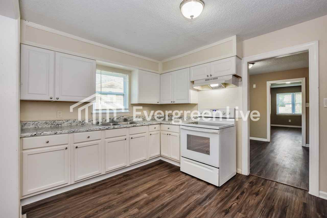 3206 Delicado Dr Nw - Photo 6 of 15