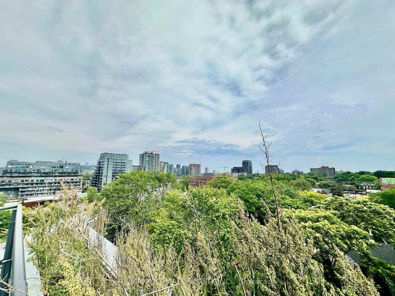 57 Brock Avenue - Photo 44