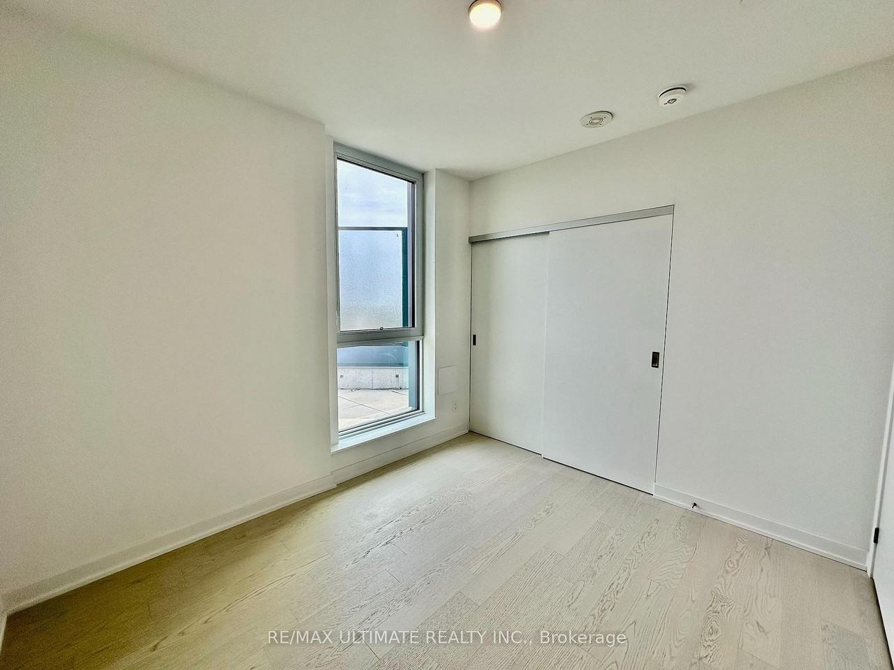 57 Brock Avenue - Photo 13