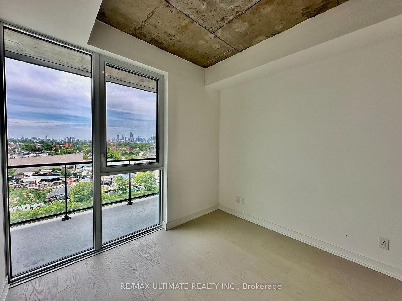 57 Brock Avenue - Photo 16