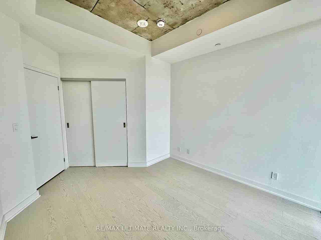 57 Brock Avenue - Photo 18
