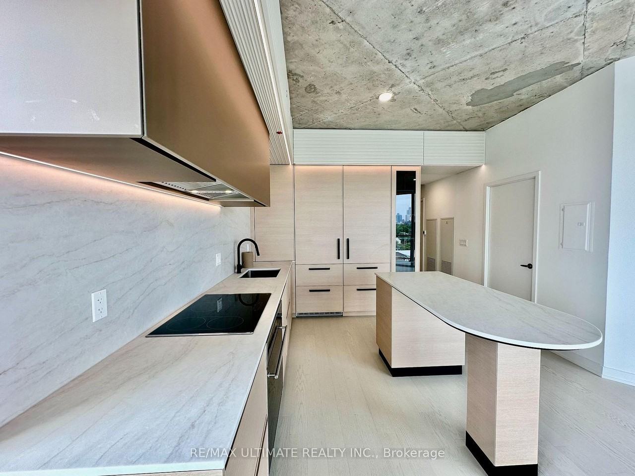 57 Brock Avenue - Photo 3