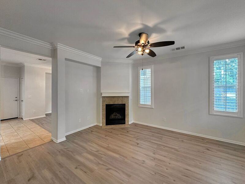 1828 Scarlet Pl - Photo 2 of 27