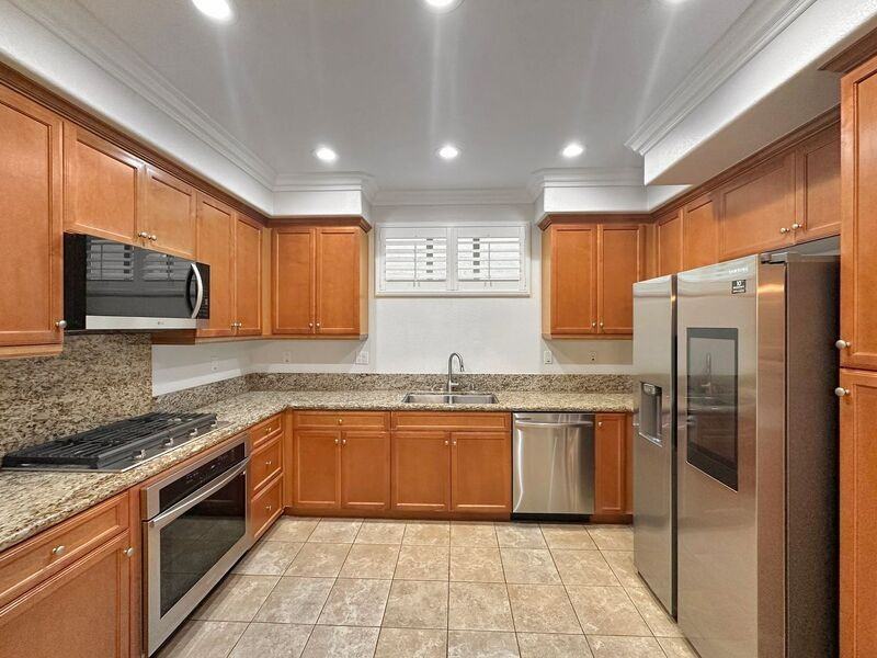 1828 Scarlet Pl - Photo 7 of 27