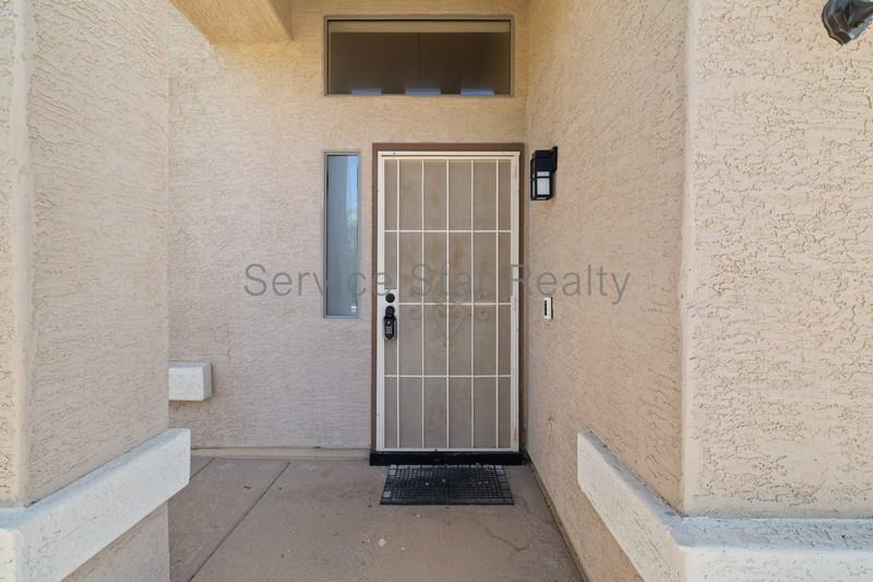 15957 W Cottonwood St - Photo 3 of 26