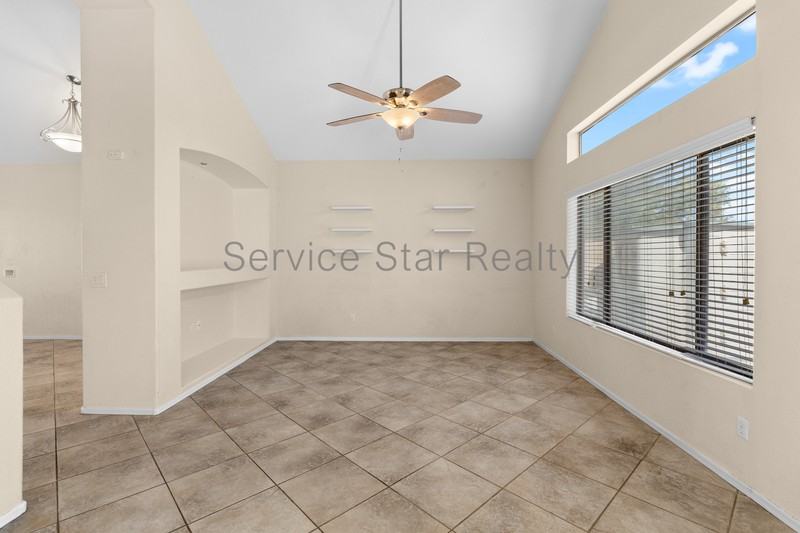 15957 W Cottonwood St - Photo 6 of 26