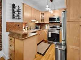 featured image of 92 Florida St #1