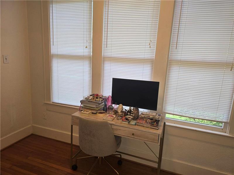 1701 Forest Trl - Photo 7 of 20