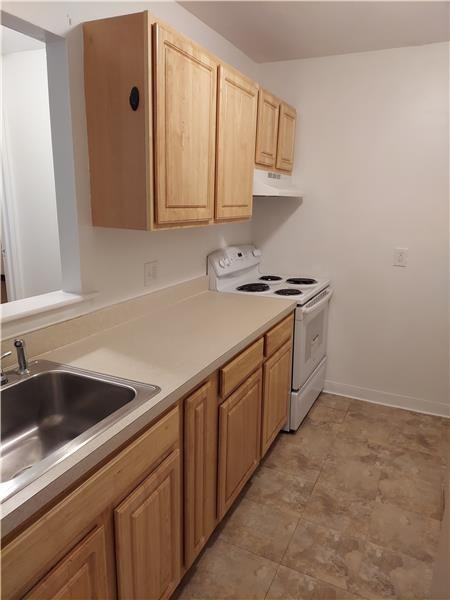 25 Brooks Ave #14