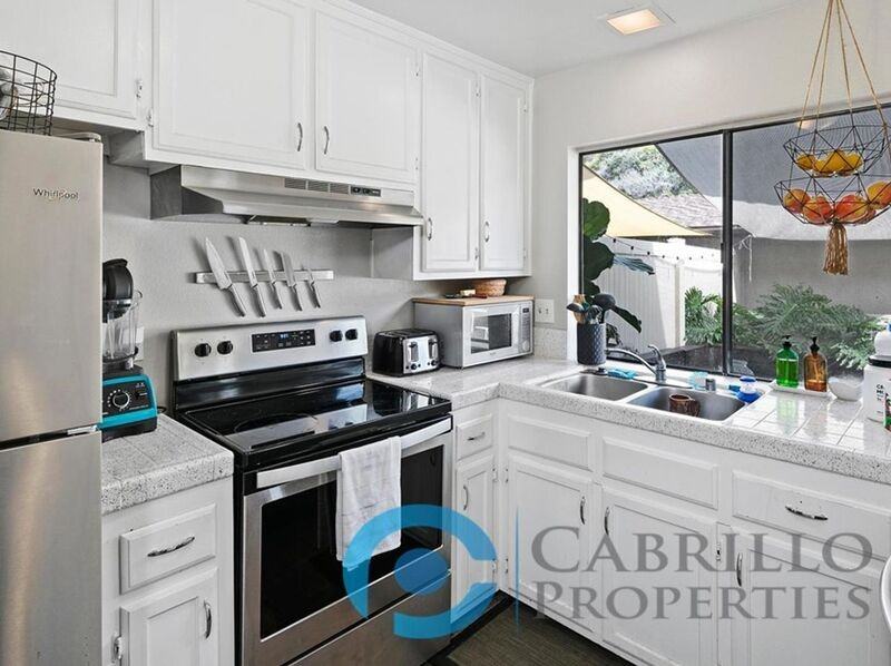 3431 Fairlomas Rd - Photo 5 of 31