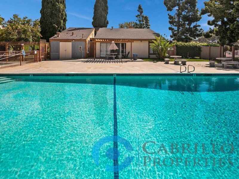 3431 Fairlomas Rd - Photo 6 of 31