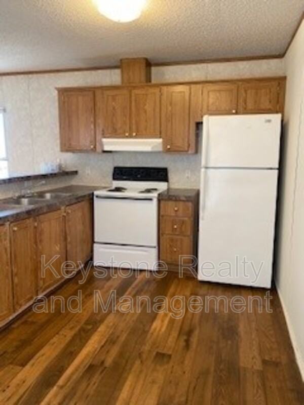 726 Trevor Lane - Photo 2 of 9