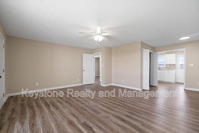 290 Thompsonville Lane #303 - Photo 3 of 15