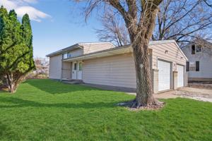 featured image of 3629 3629 N. Leroy Ave