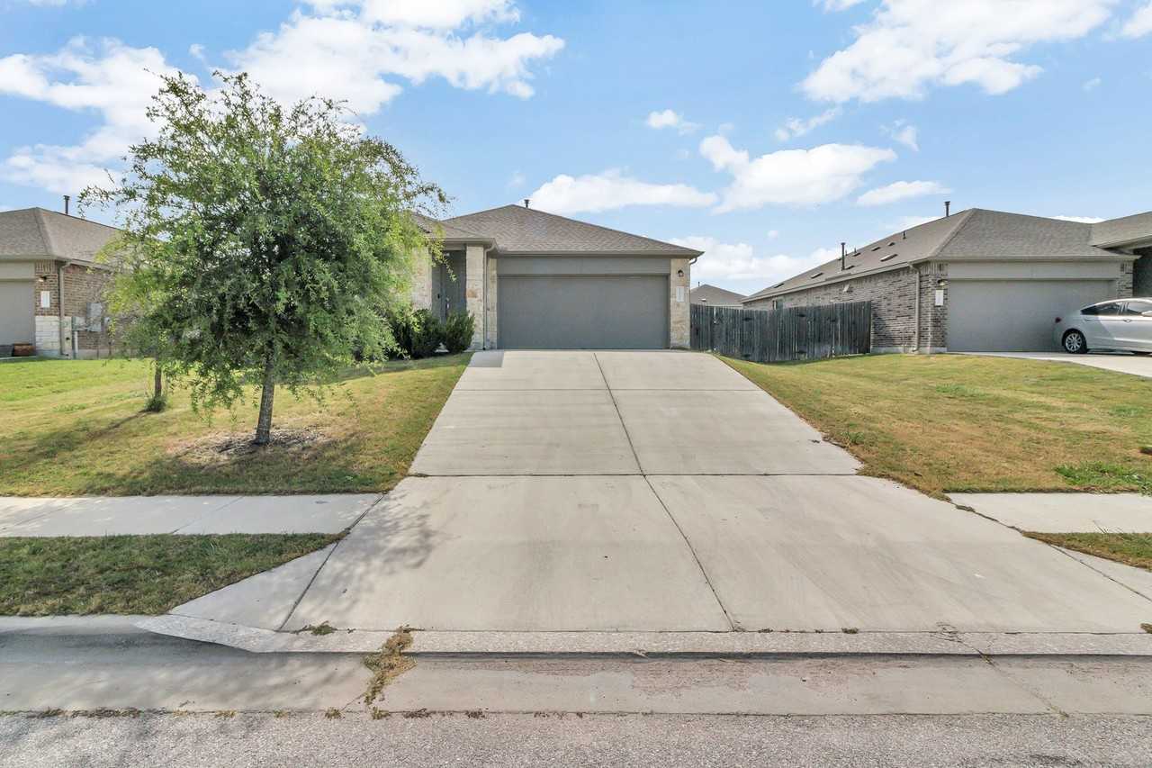 21316 Quick Fox Dr - Photo 2 of 34