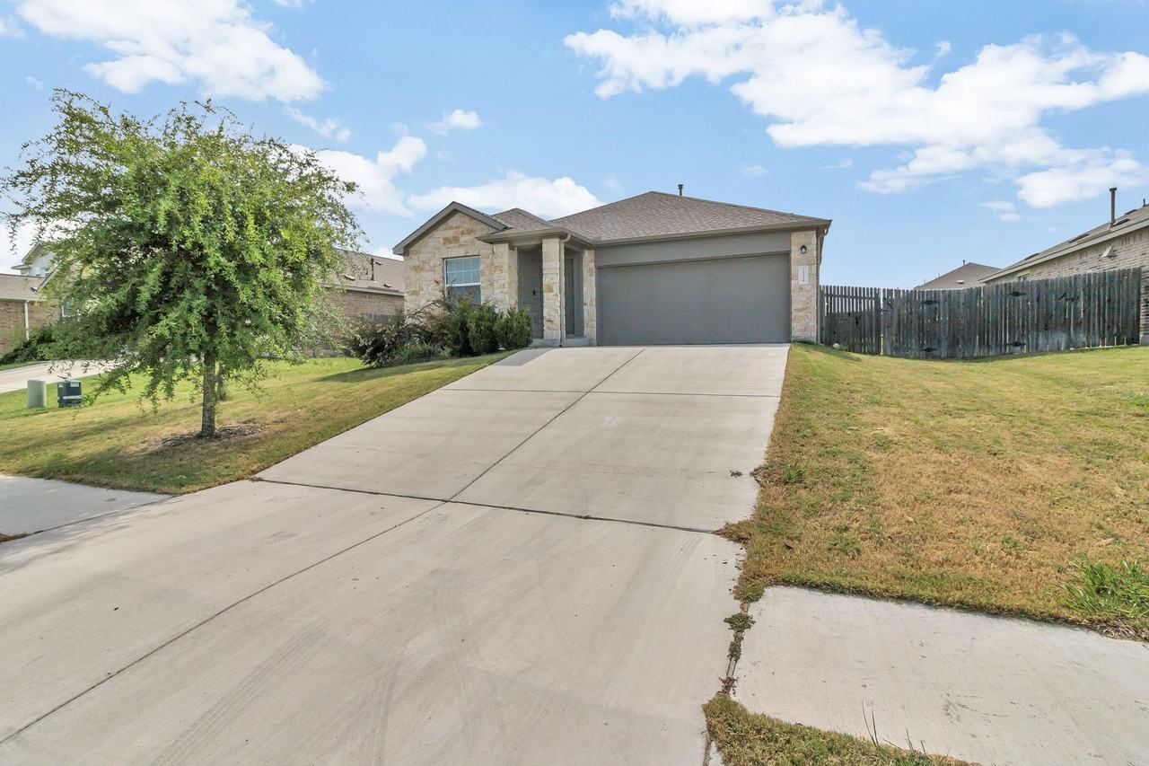 21316 Quick Fox Dr - Photo 3 of 34