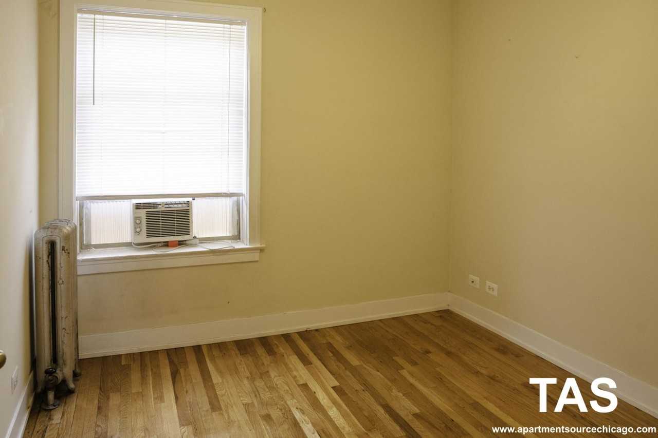 1920 W Winona St #1 - Photo 5 of 13