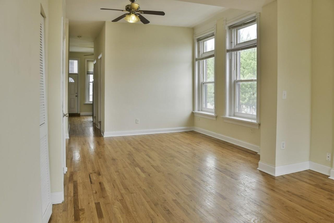 3358 N Sheffield Ave #2 - Photo 6 of 17