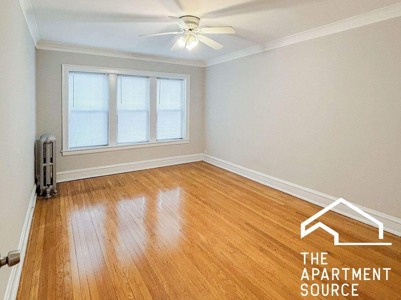 1831 W Winona St #2 - Photo 4 of 14