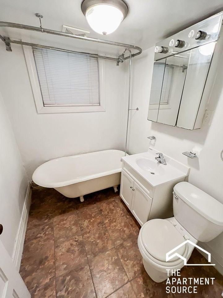 3309 N Southport Ave #GDN - Photo 7 of 8