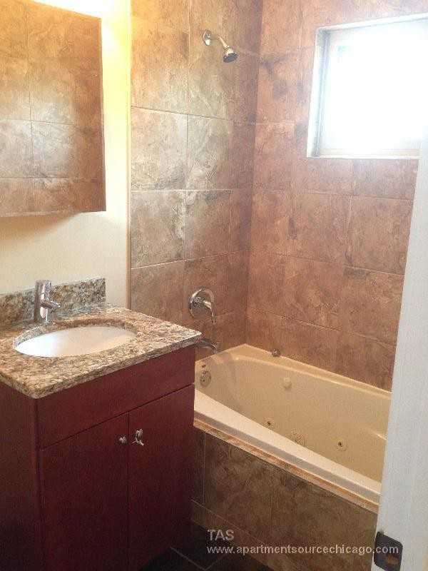 2542 W Fitch Ave #2 - Photo 4 of 6